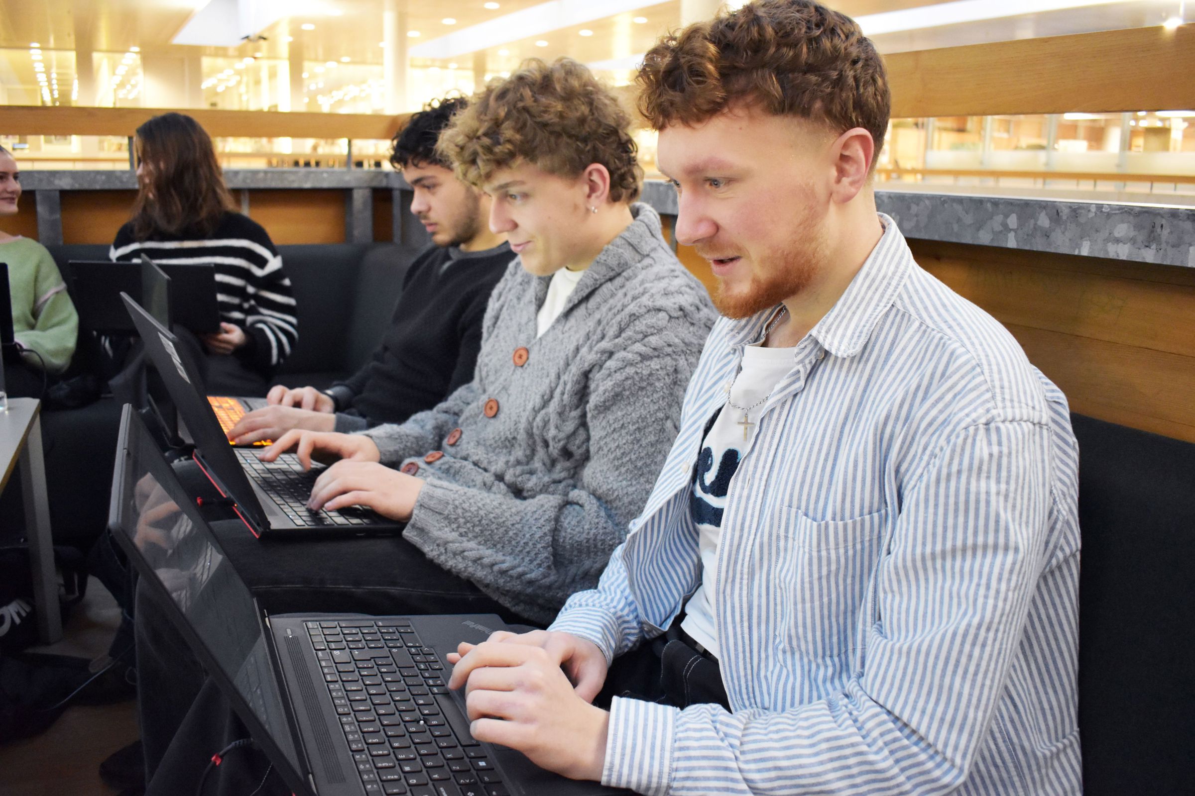 Godt samarbejde i faget Digitalt design og udvikling på HTX, Hansenberg Tekniske Gymnasium.