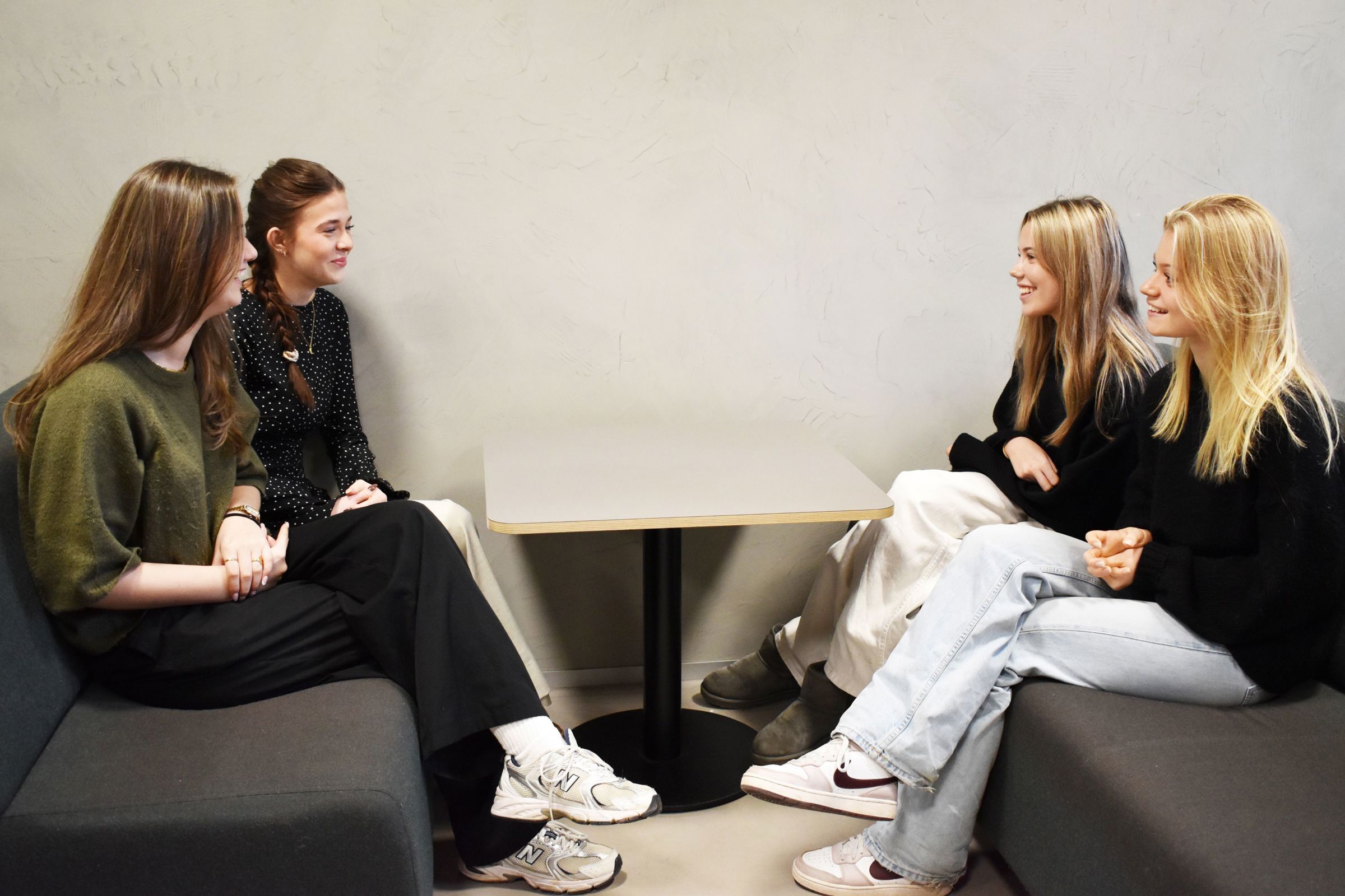 Emma, Line, Lea og Liva har haft faget Life Skills på skoleskemaet, som kan give dem mere tro på sig selv.