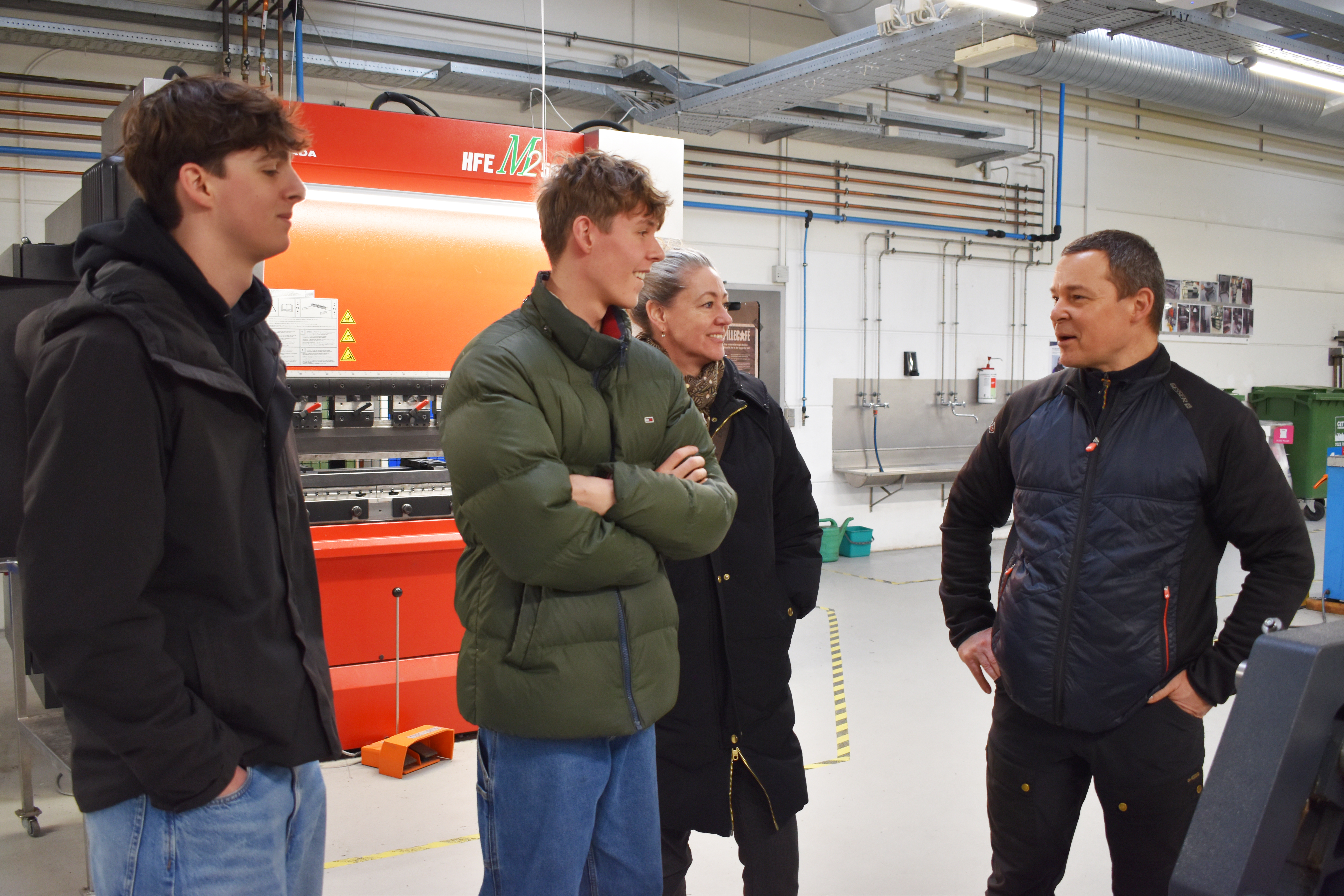 Gæster hører om smedeuddannelsen på C.F. Tietgens Vej 11 til Åbent Hus 2026