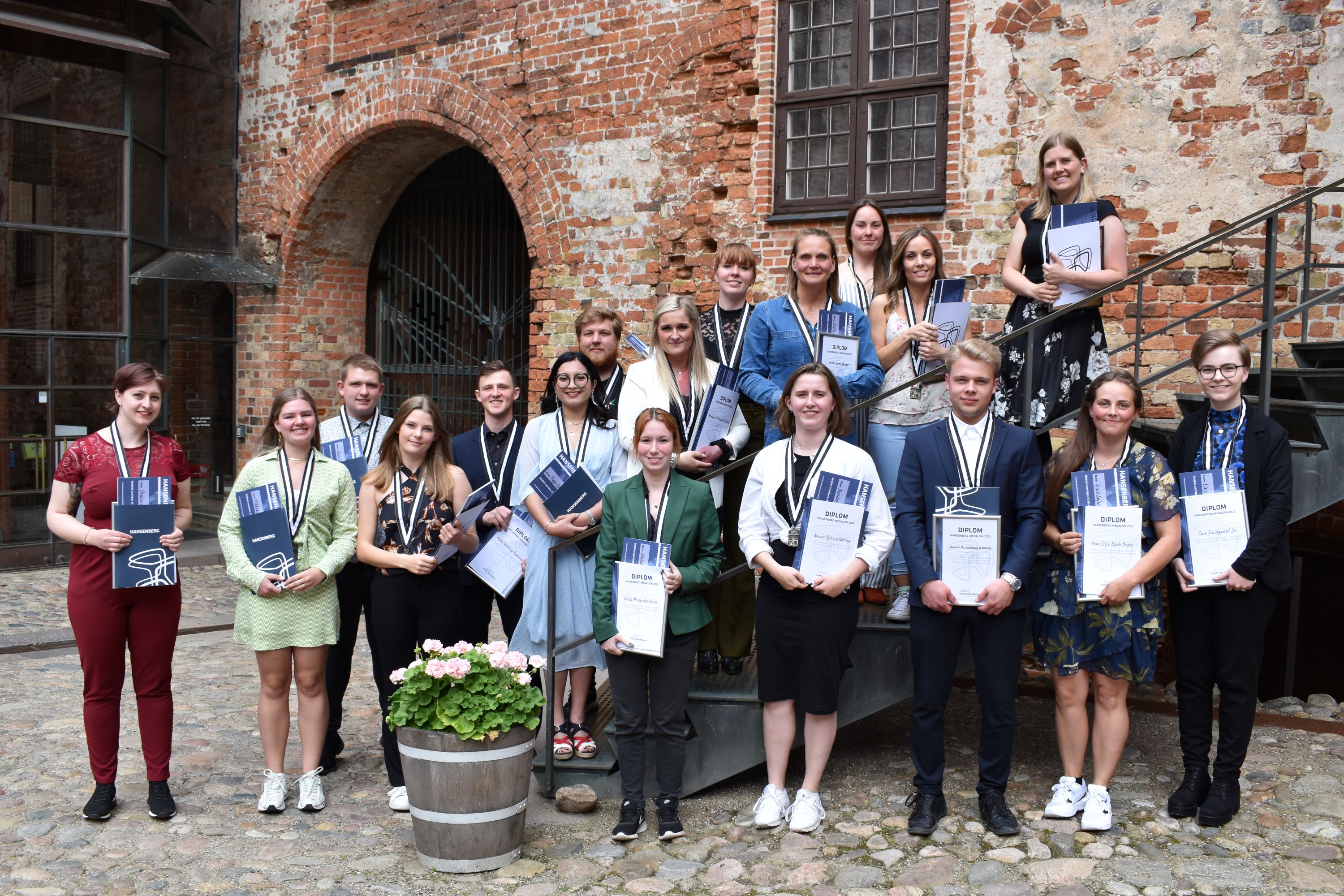 Modtagere af Hansenberg-medaljen på Koldinghus i 2022.